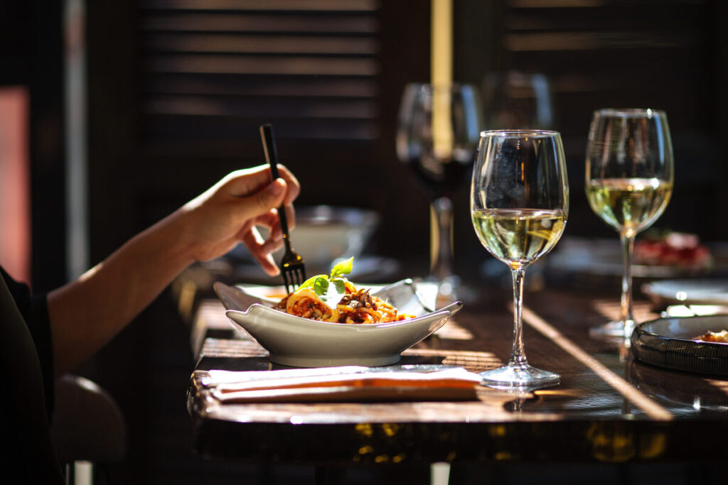 A Foodie’s Guide to the Pleasant Park Corridor: Savoring the Best Local Eats in Littleton’s Coziest Neighborhood